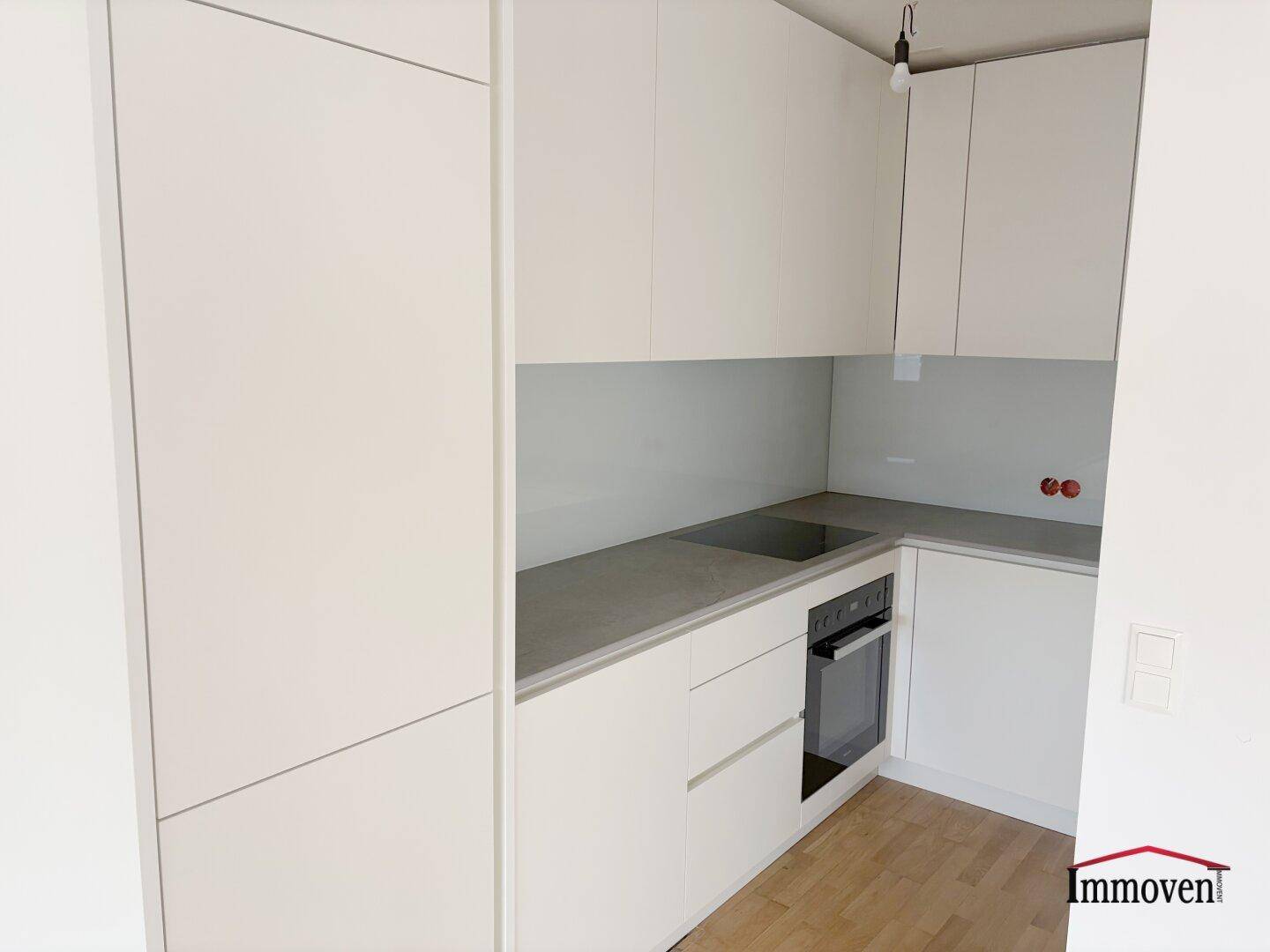 HOFSEITIG - Schöne 4-Zimmerdachgeschosswohnung mit Terrasse und Klimaanlage! - Ansicht 6