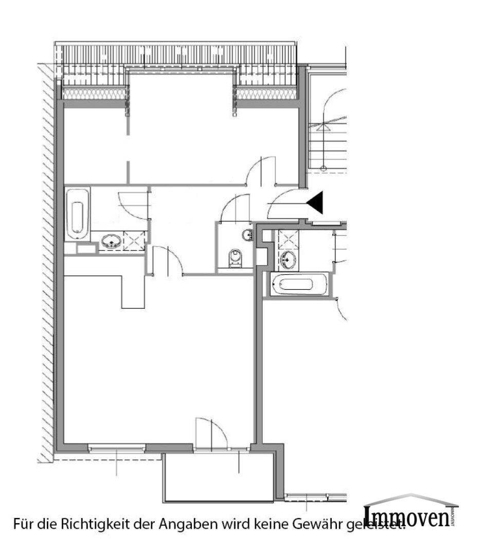 Grundrissplan einer Wohnung mit mehreren Zimmern, zwei Bädern und einem Balkon.