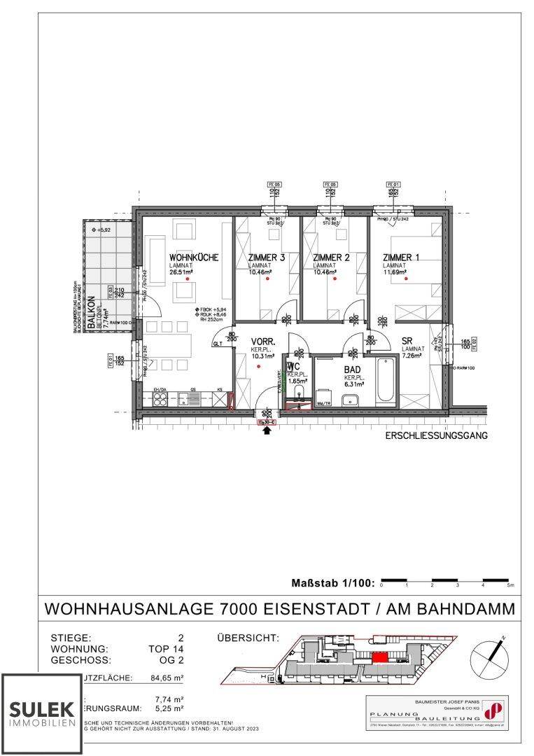 Grundriss einer Wohnung mit drei Zimmern, Wohnküche, Bad, WC und Balkon.