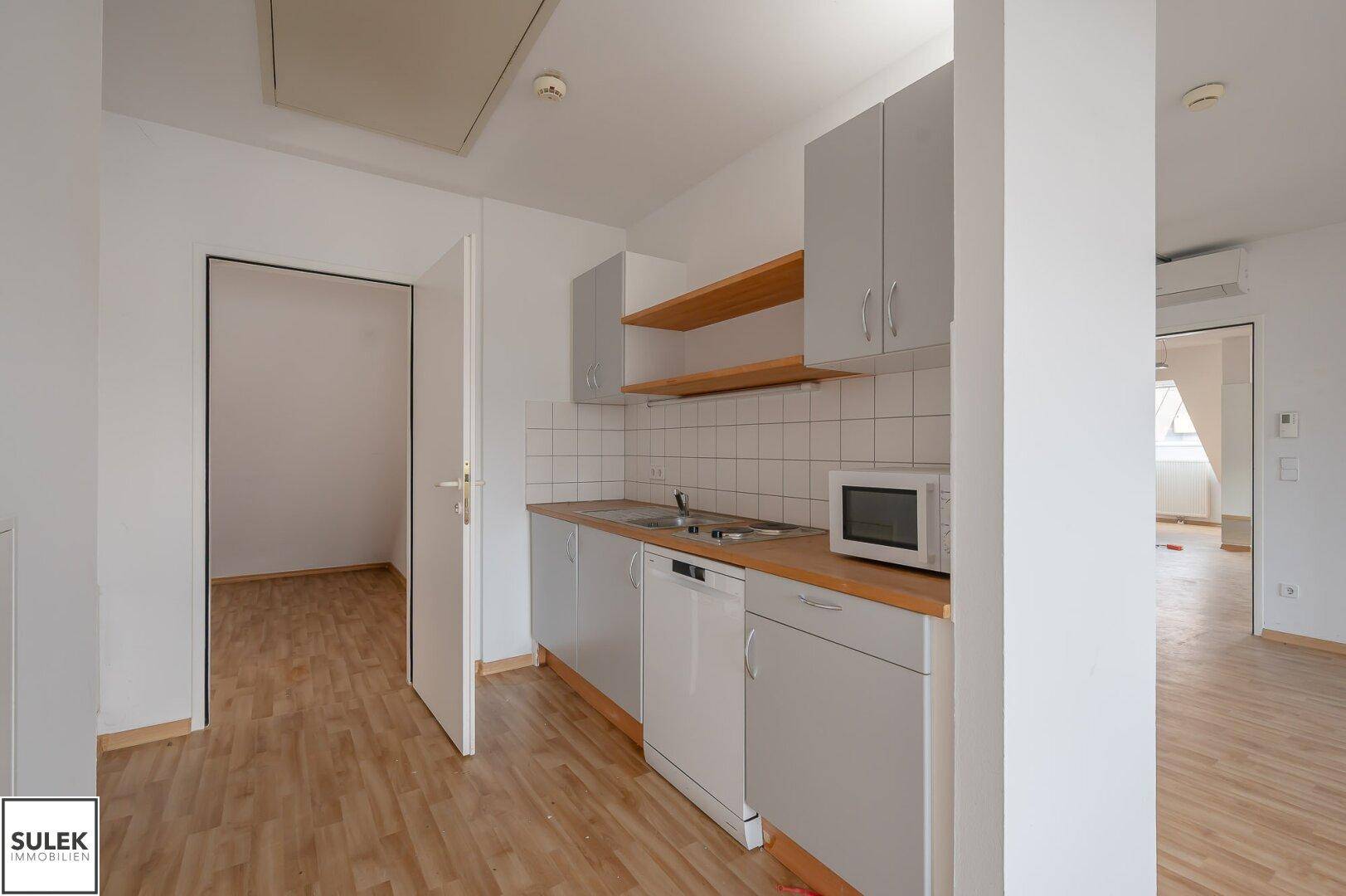 Neubau-Büro im Zentrum von Eisenstadt – klimatisiert, vis-a-vis Kongresszentrum – provisionsfrei - ab sofort verfügbar! – pohled 5