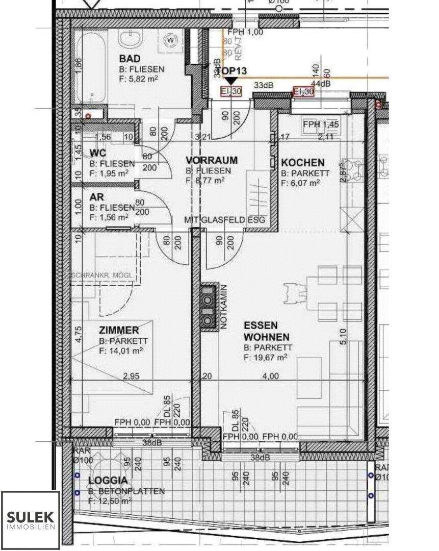 Detaillierter Grundriss einer Wohnung mit Loggia, Bad, WC, Küche und Wohn-Essbereich.
