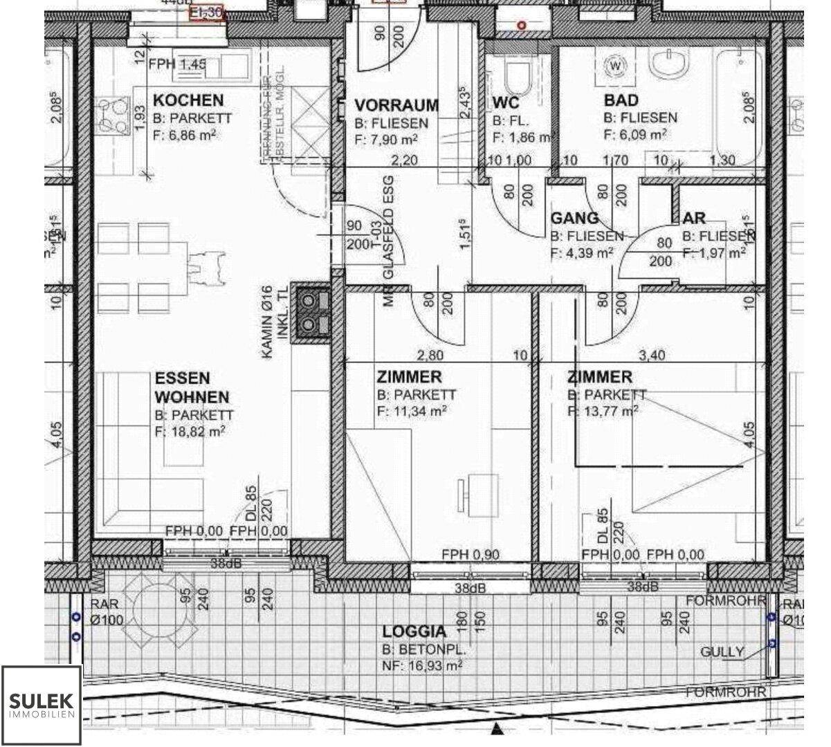 Detaillierter Grundriss einer Wohnung mit Loggia, Küche, Wohn- und Essbereich.