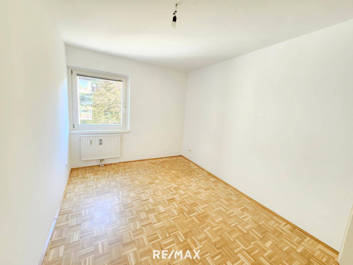 Hofseitiges Zimmer ca.12,82m²