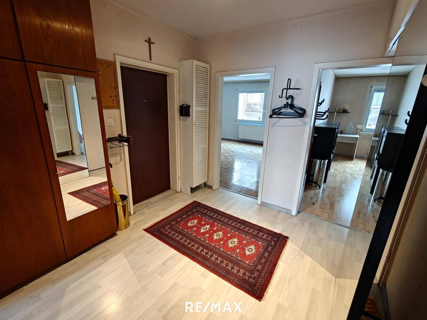 zentrales Vorzimmer