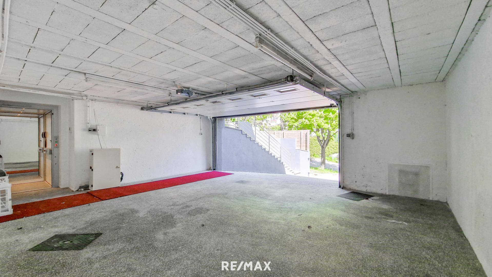 Garage (Untergeschoss))