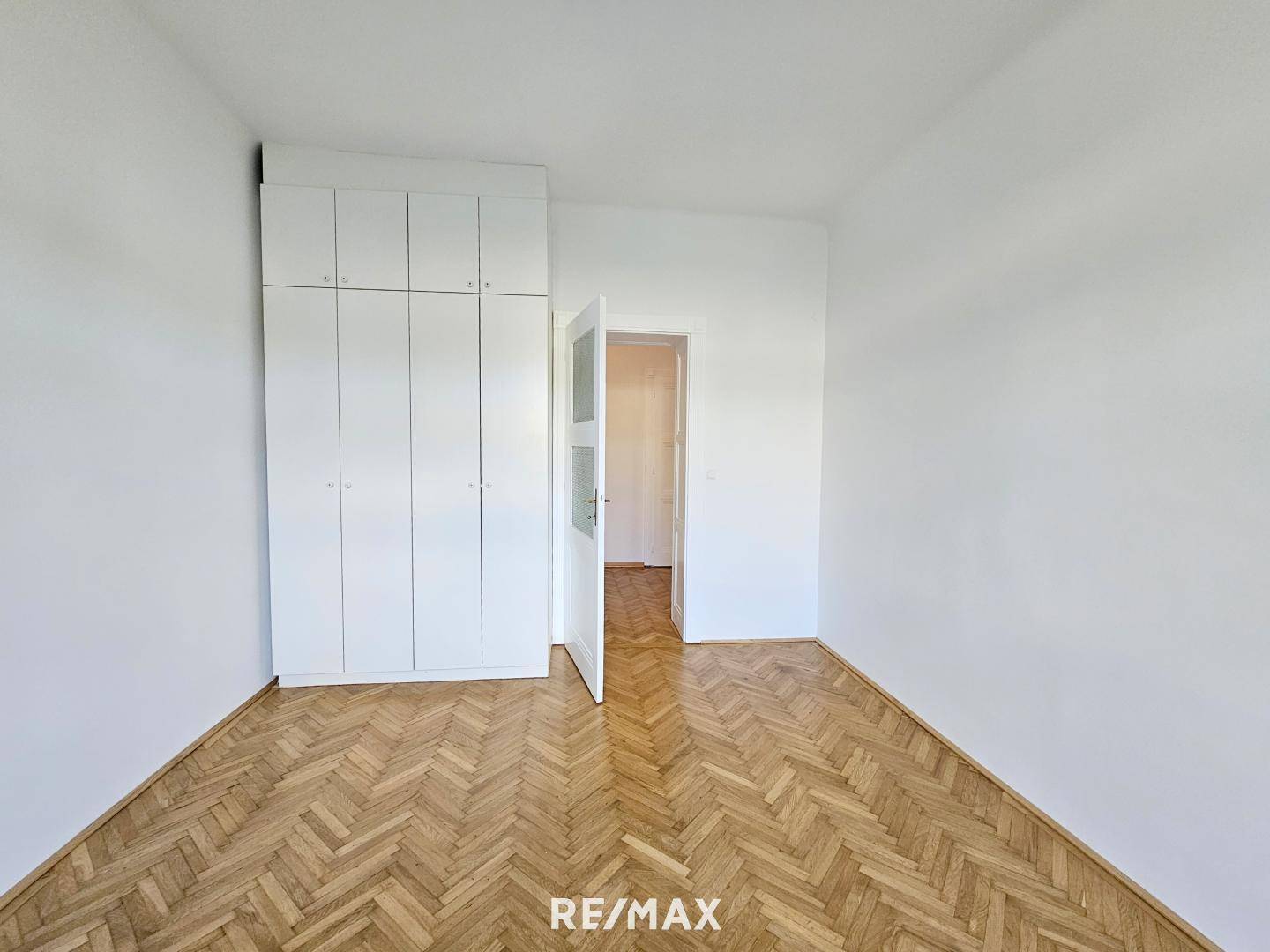 Ziimmer 2 mit Kasten