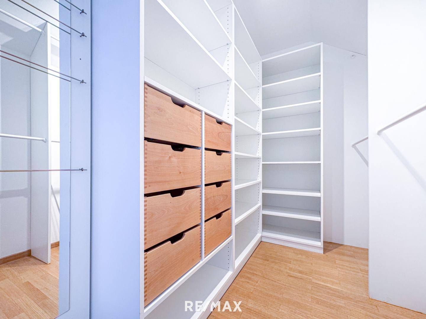 Begehbare Garderobe
