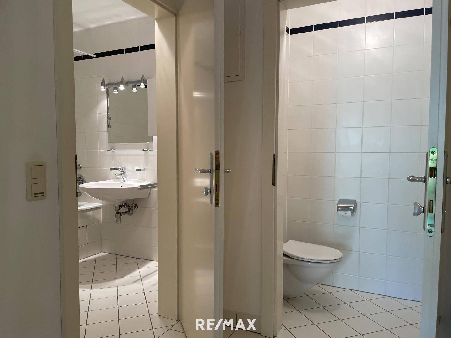 Separates WC
