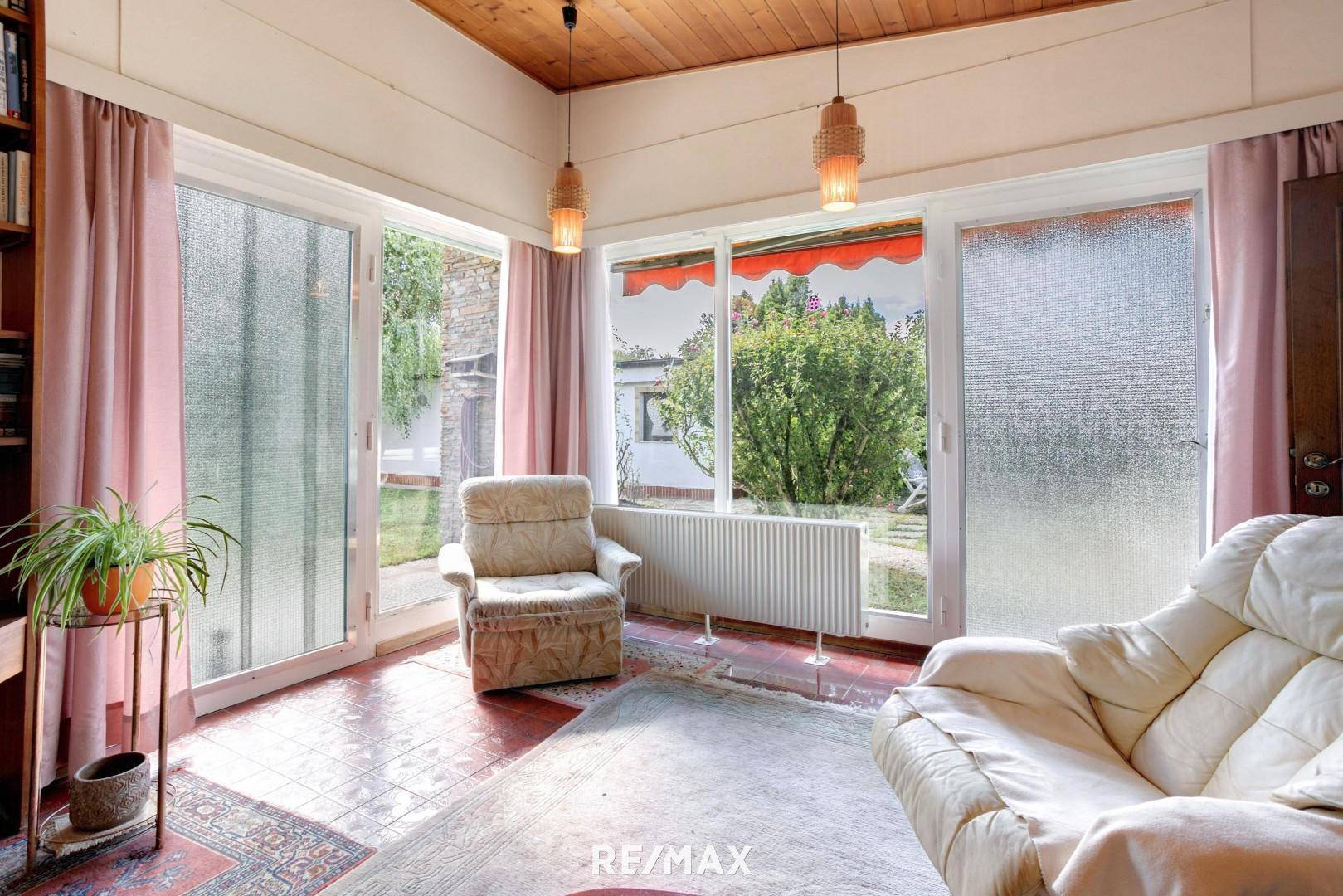 04 Wohnzimmer