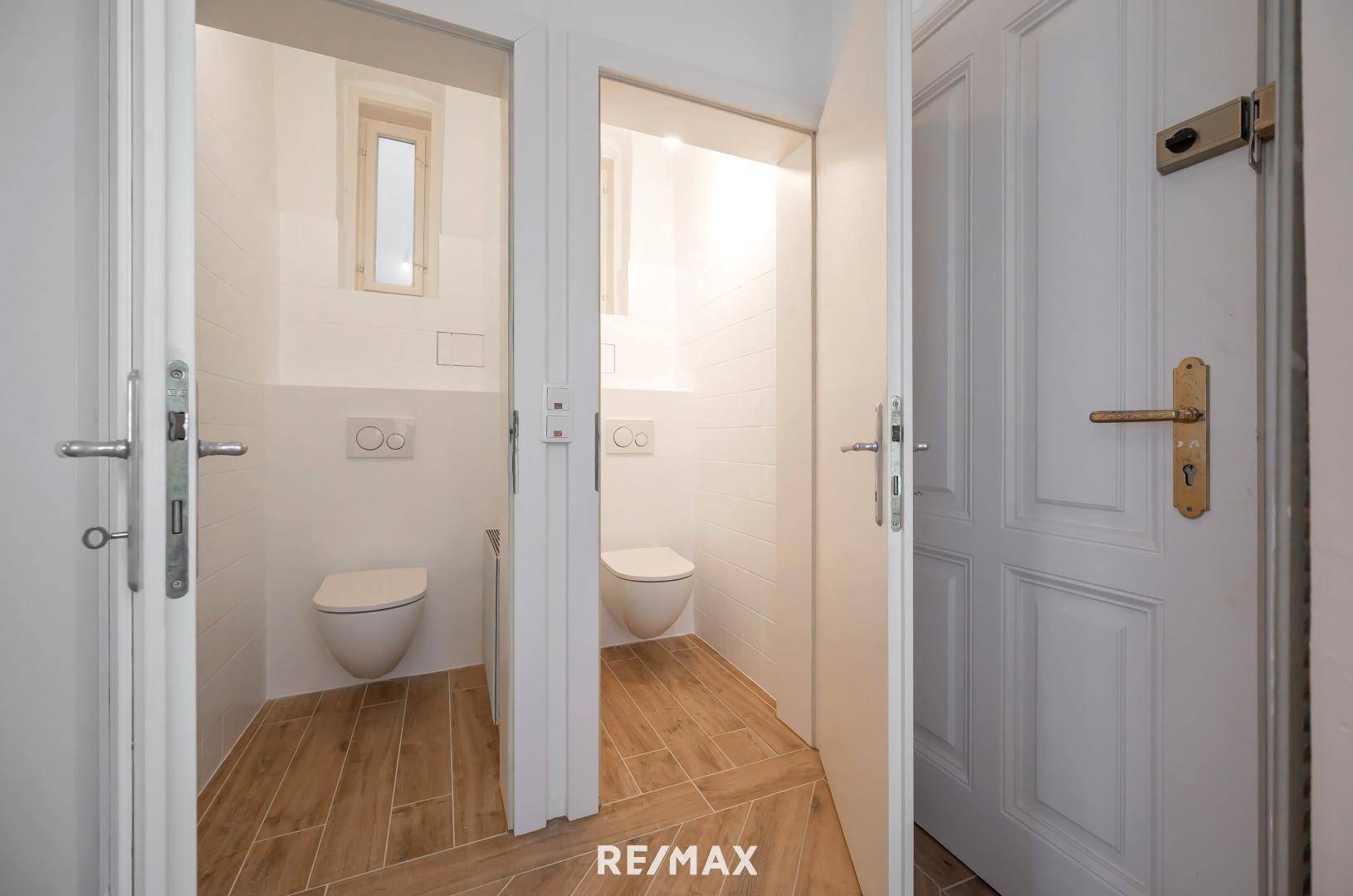2 Toiletten