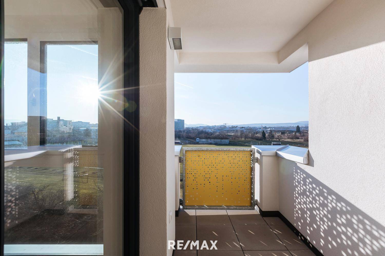 Blkon + Loggia