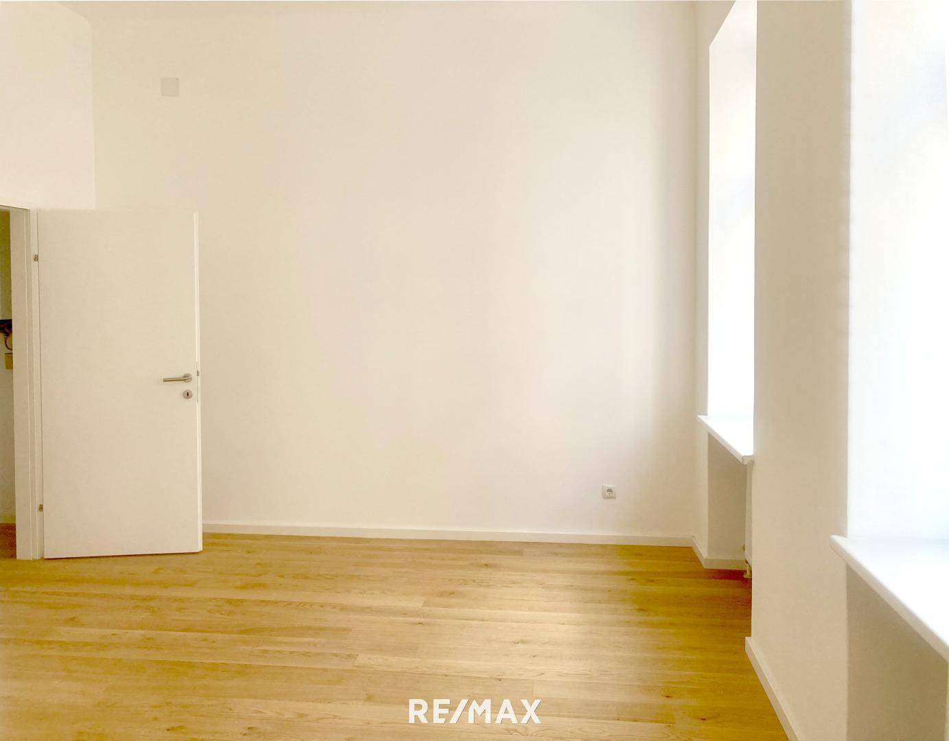 Wohn-, Schlafzimmer