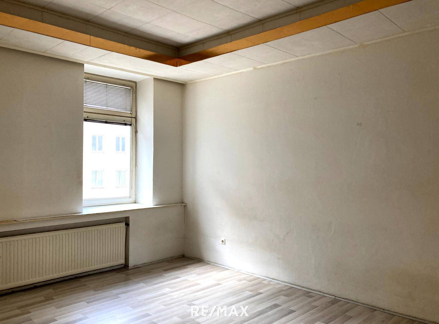 Wohn-, Schlafzimmer