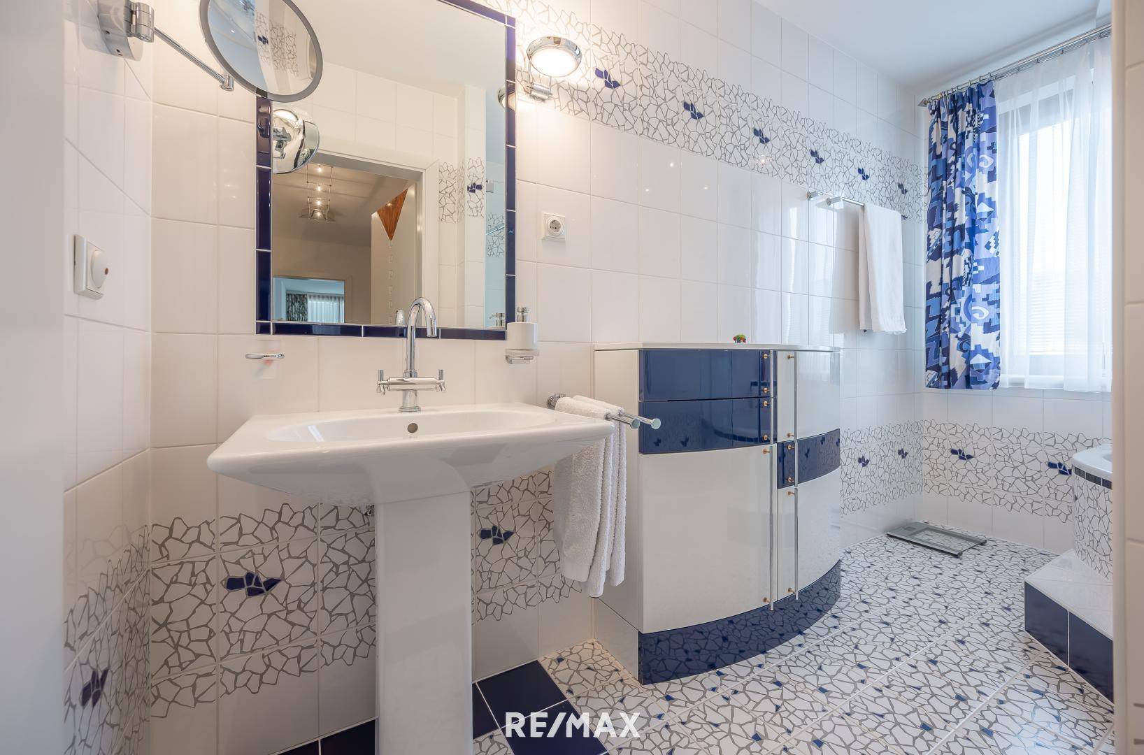 freundliches Badezimmer