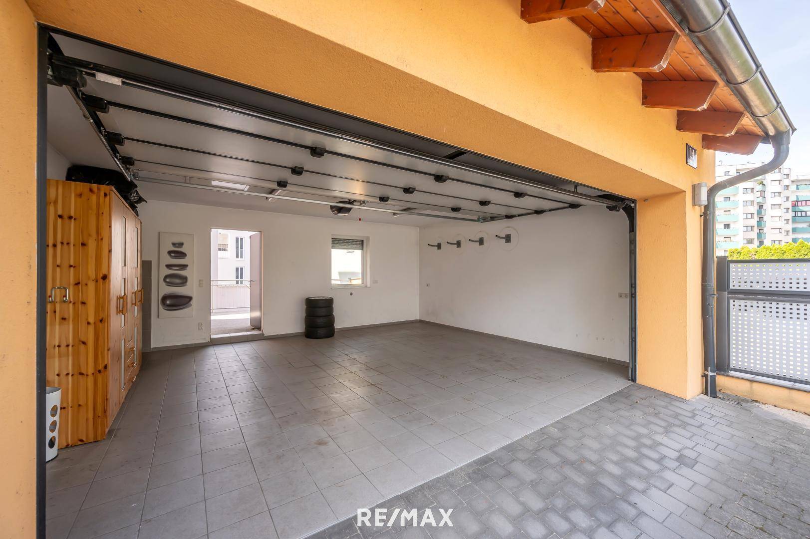 Doppelgarage