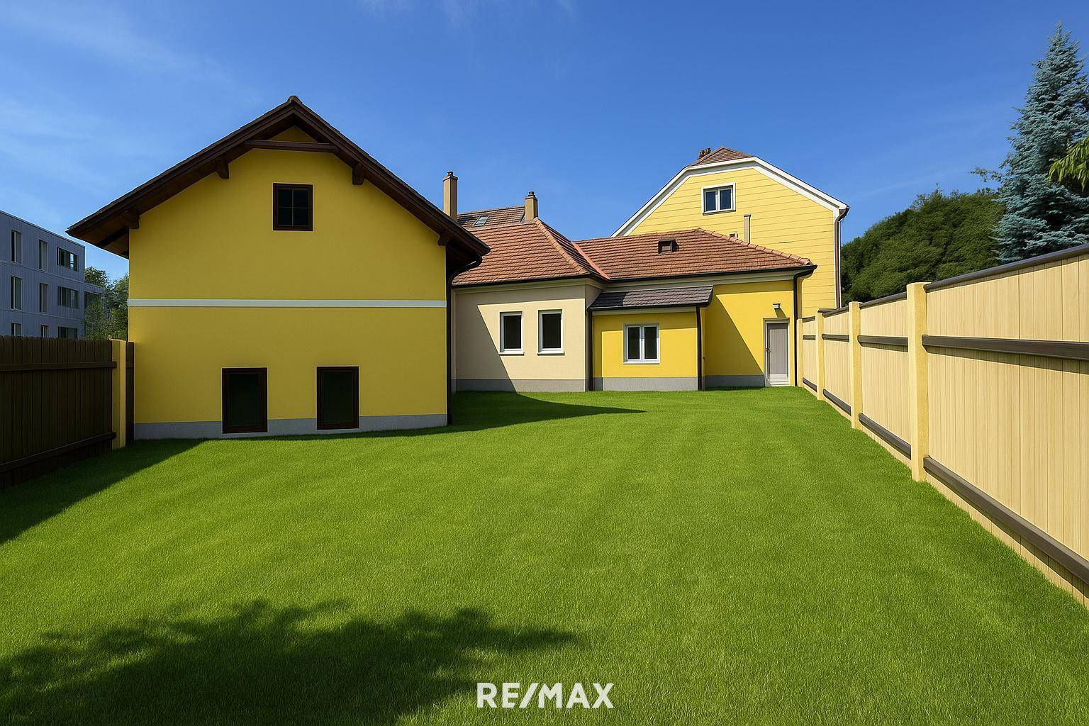 Garten und Hausansicht staged