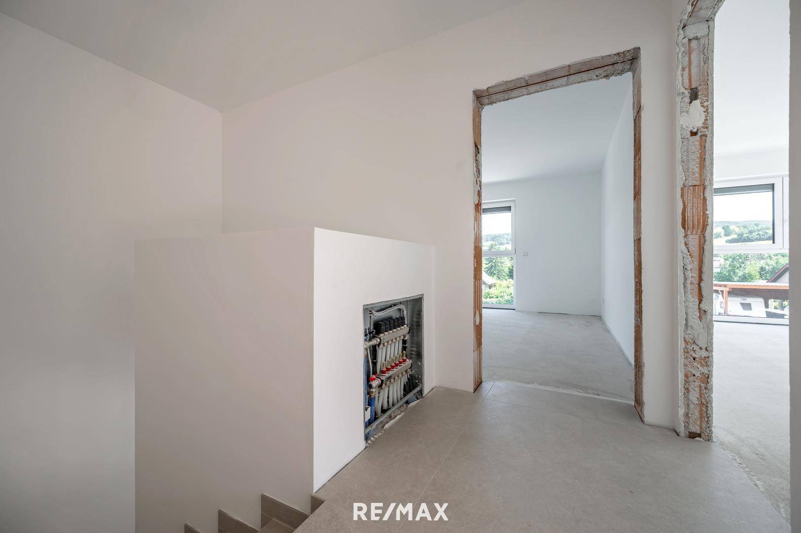 Haus1_Vorraum_stock