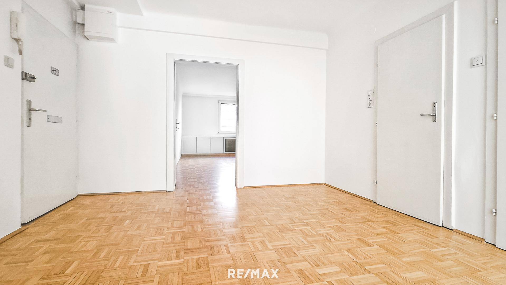 Vorraum Richtung Wohnzimmer