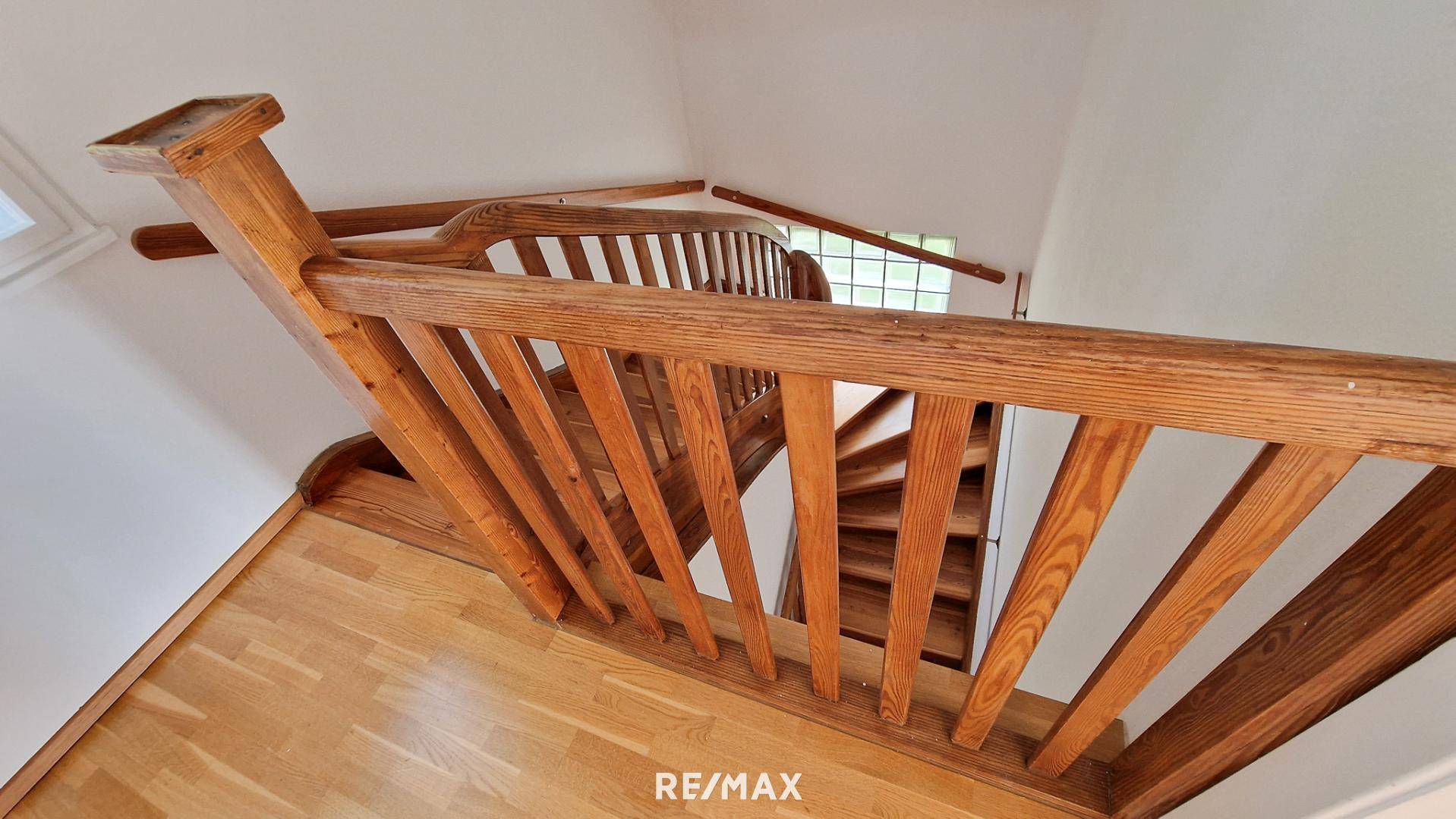 Treppe ins Dachgeschoss