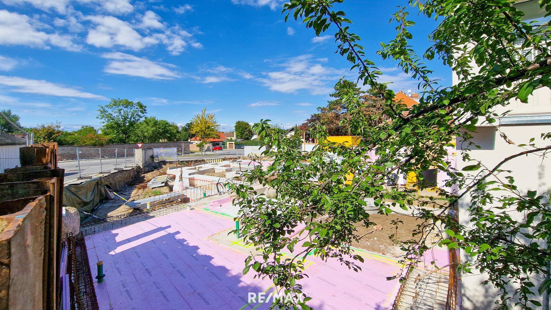 BAUPLATZ UND FELMEYERGARTEN