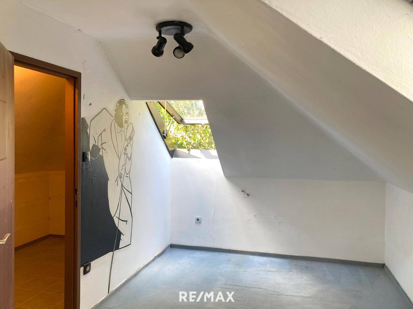 Schlafzimmer 2 DG