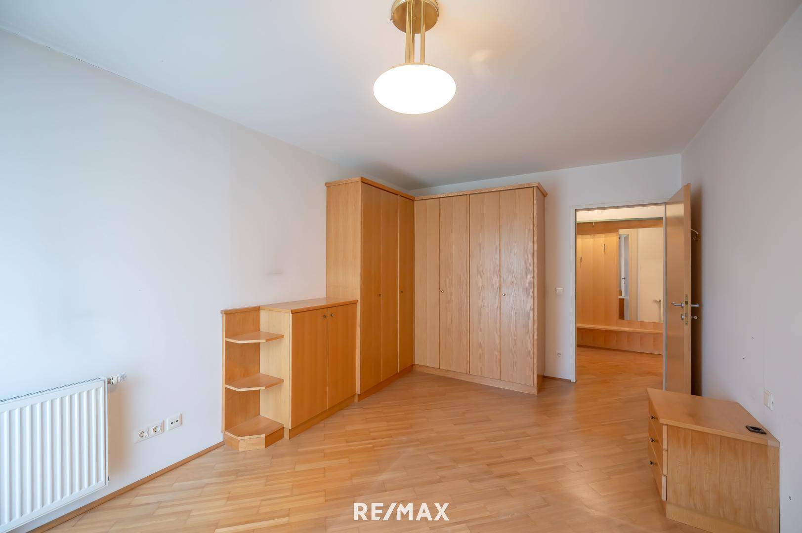 Wandverbau im Schlafzimmer