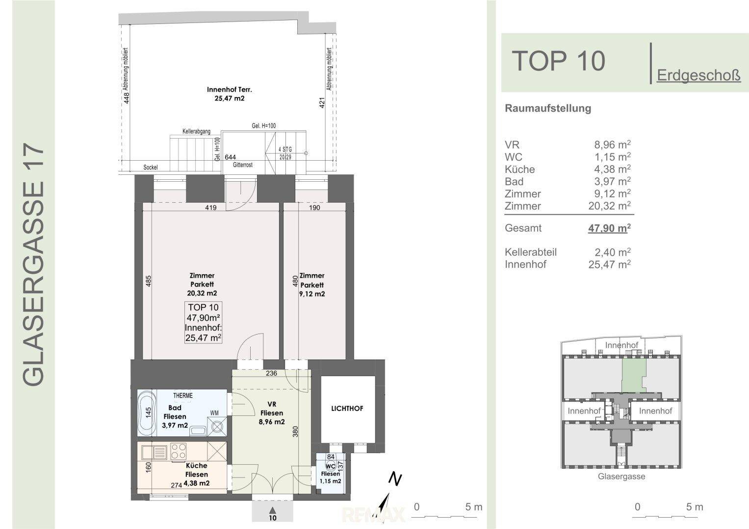Grundriss für TOP 10 im Erdgeschoss mit Innenhof und Kellerabteil.