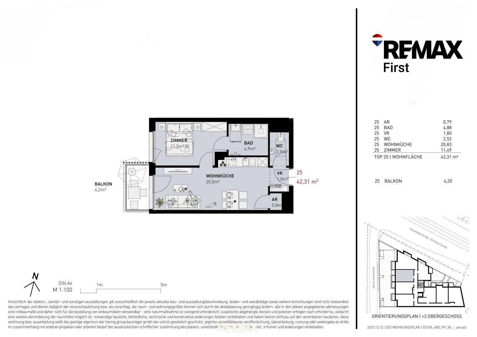 Grundriss einer Wohnung mit offenem Wohnbereich, separatem Zimmer, Bad und Balkon.