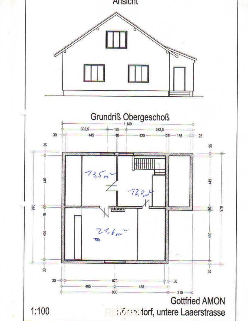 Grundriss des Obergeschosses mit detaillierter Raumaufteilung und Ansicht des Gebäudes.