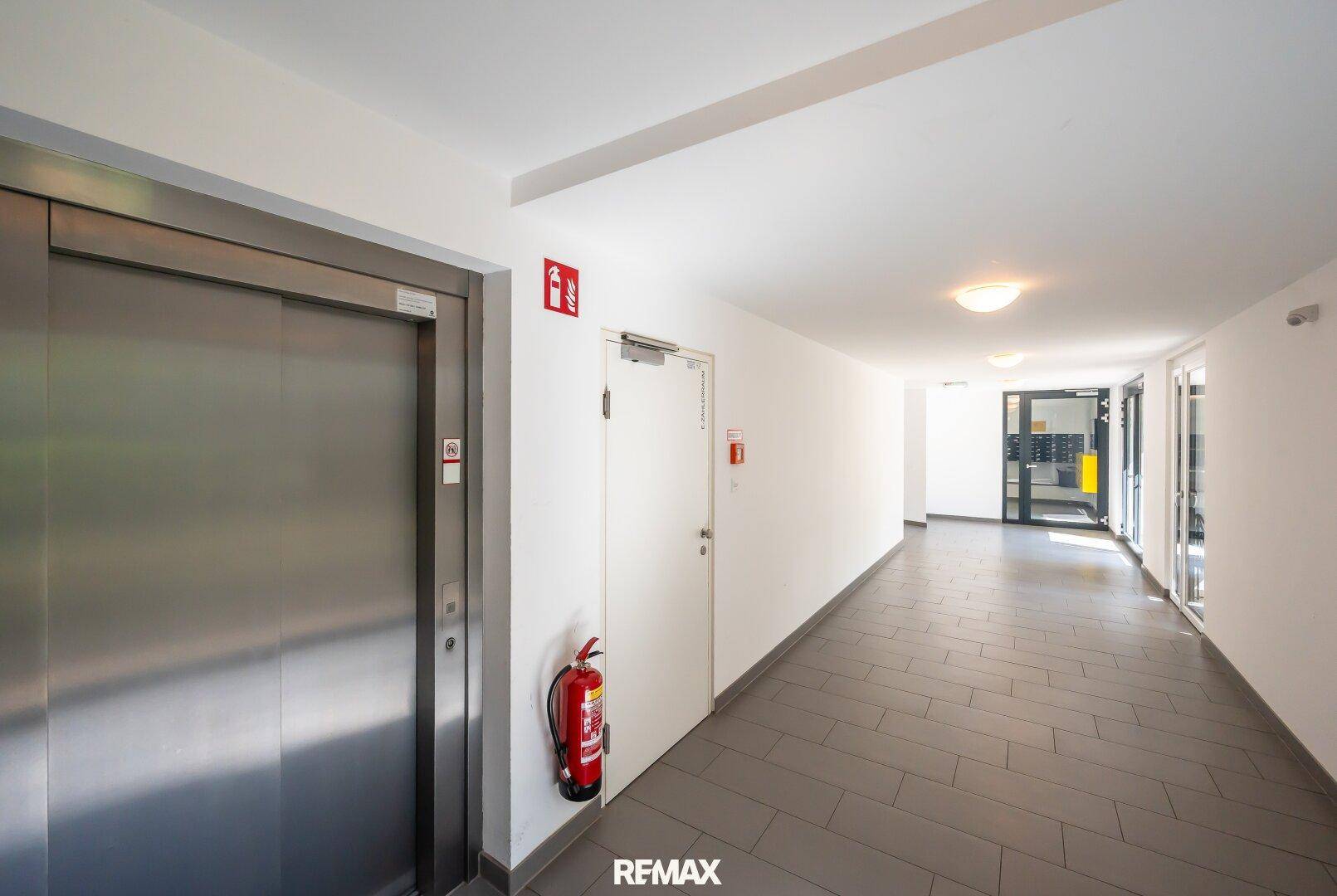 Lift vorhanden