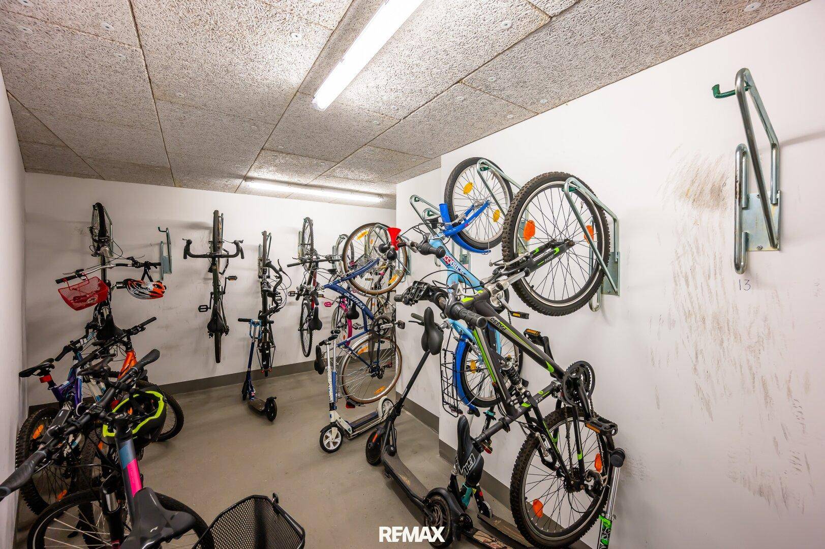 Fahrradabstellraum