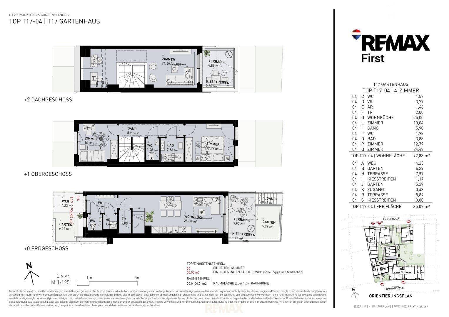 Detaillierter Grundriss eines Gartenhauses mit drei Ebenen, Terrassen und Gartenbereichen.
