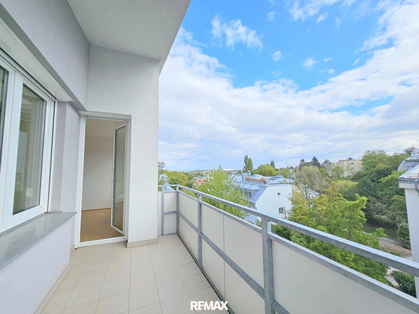 Balkon mit ca.7,10m²