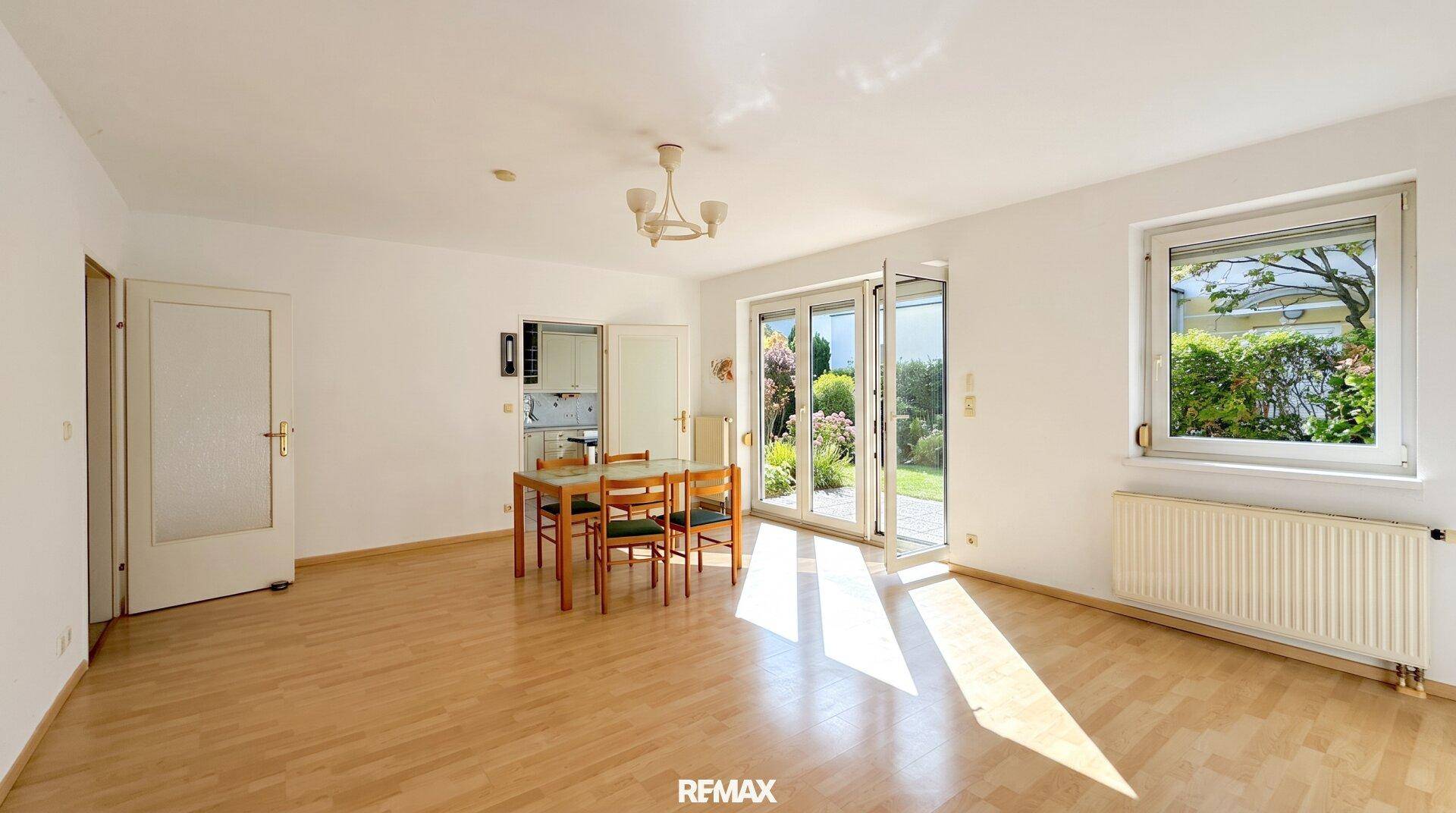 Wohnzimmer Blick Terrasse