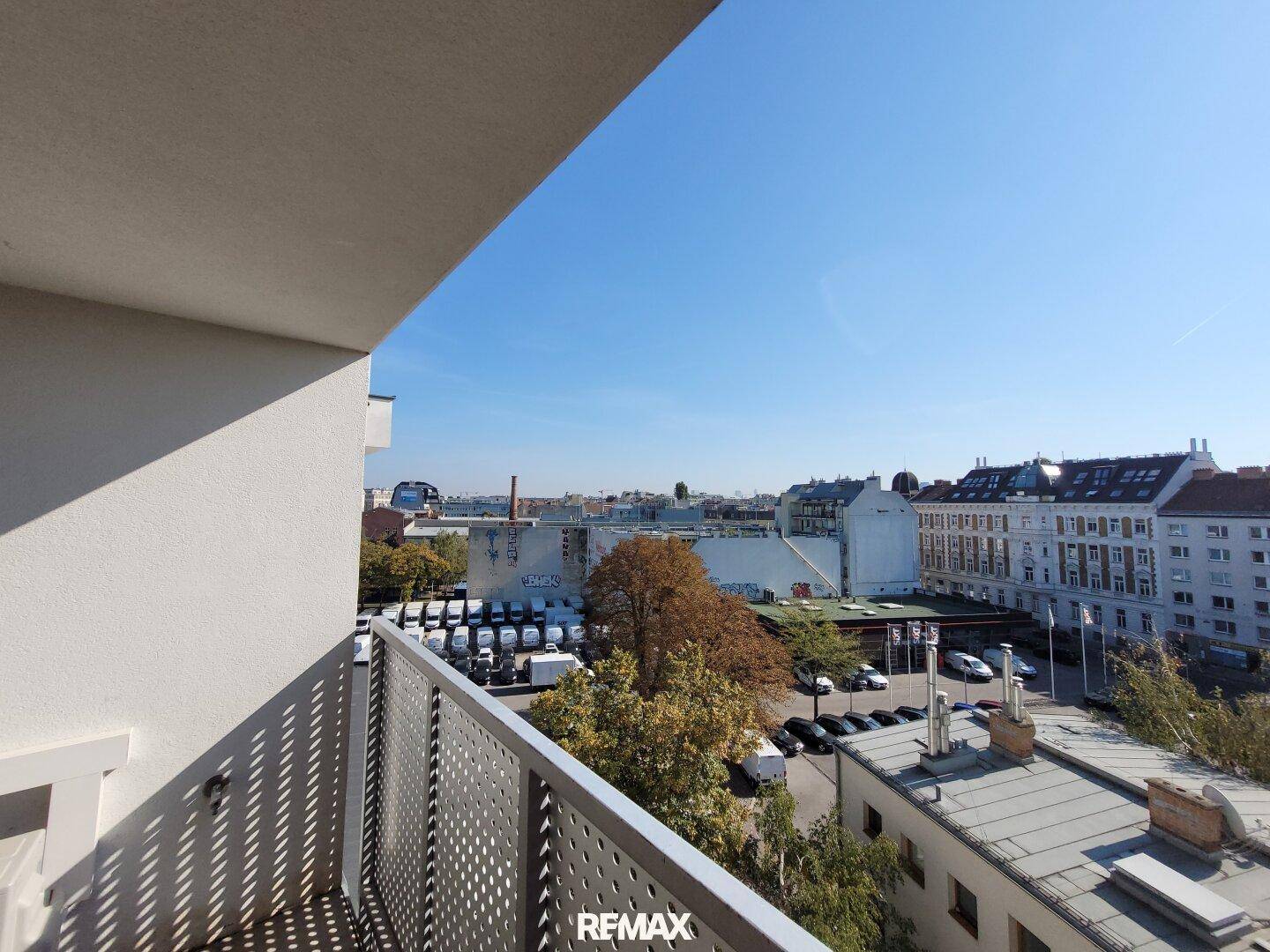 Blick von der Loggia nach SO