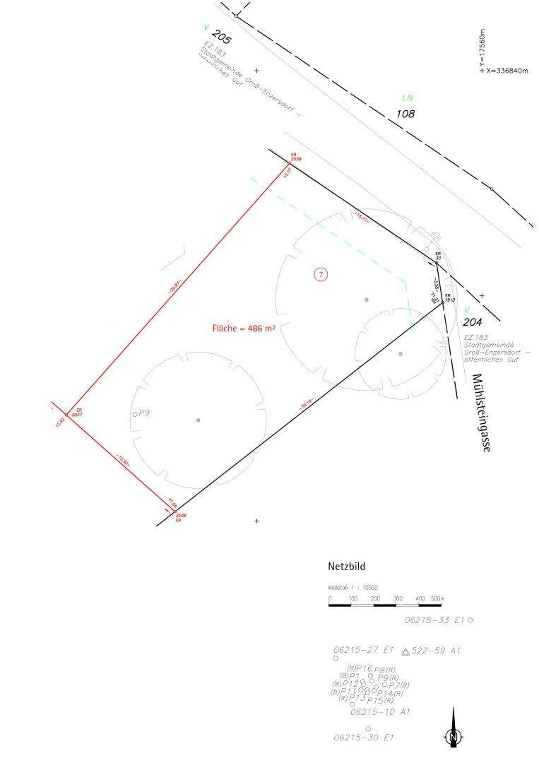 Katasterplan eines Baugrundstücks mit eingezeichneten Grenzen und angrenzender Straße.