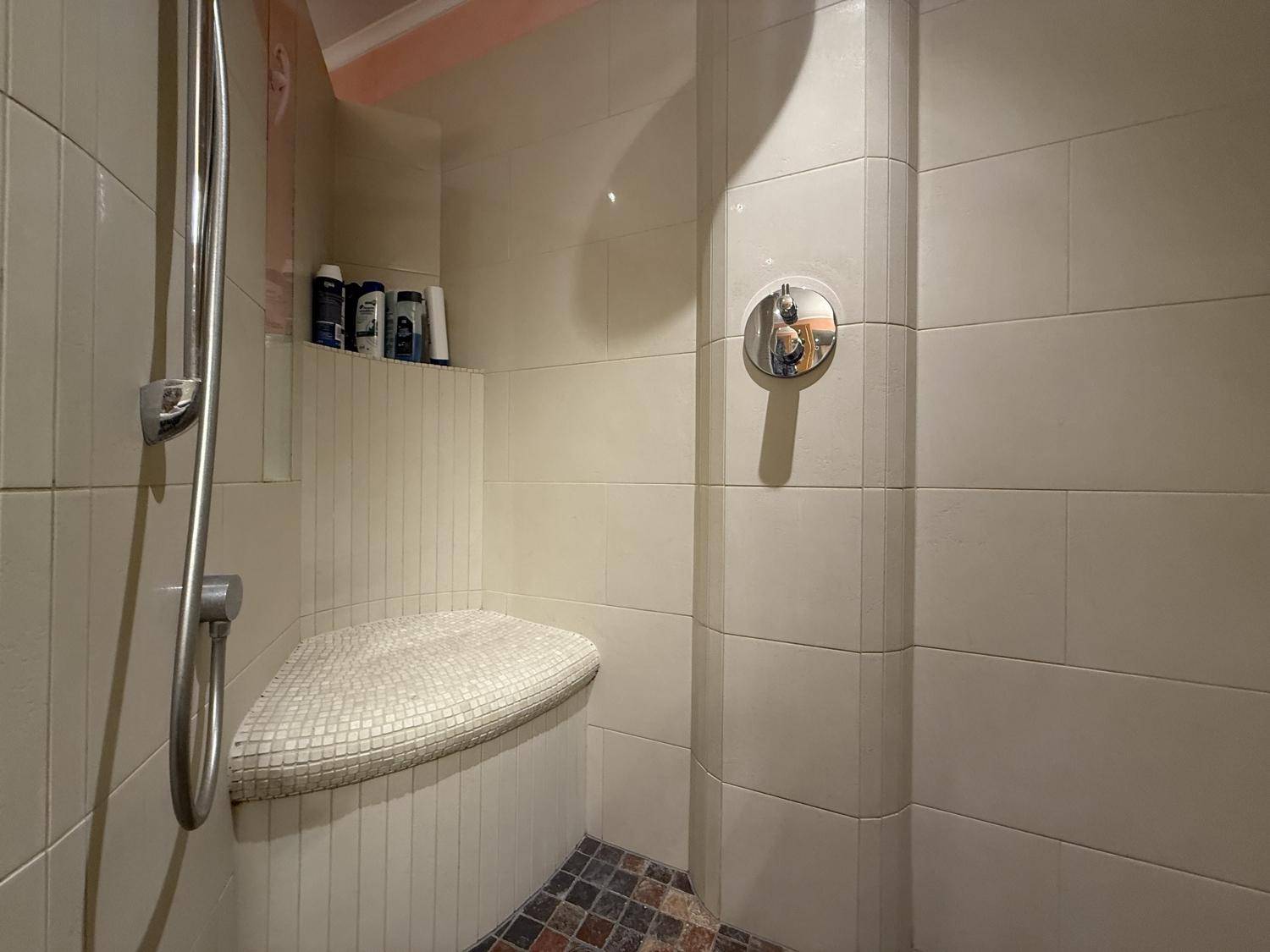 Dusche