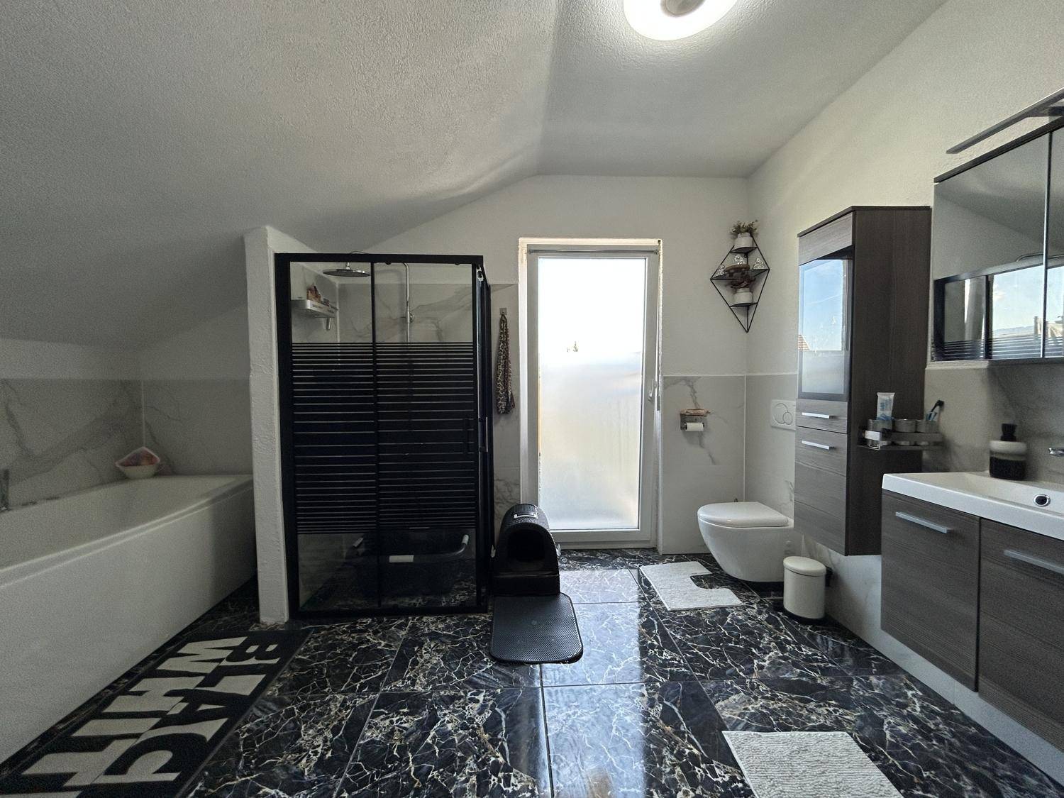 Badezimmer OG