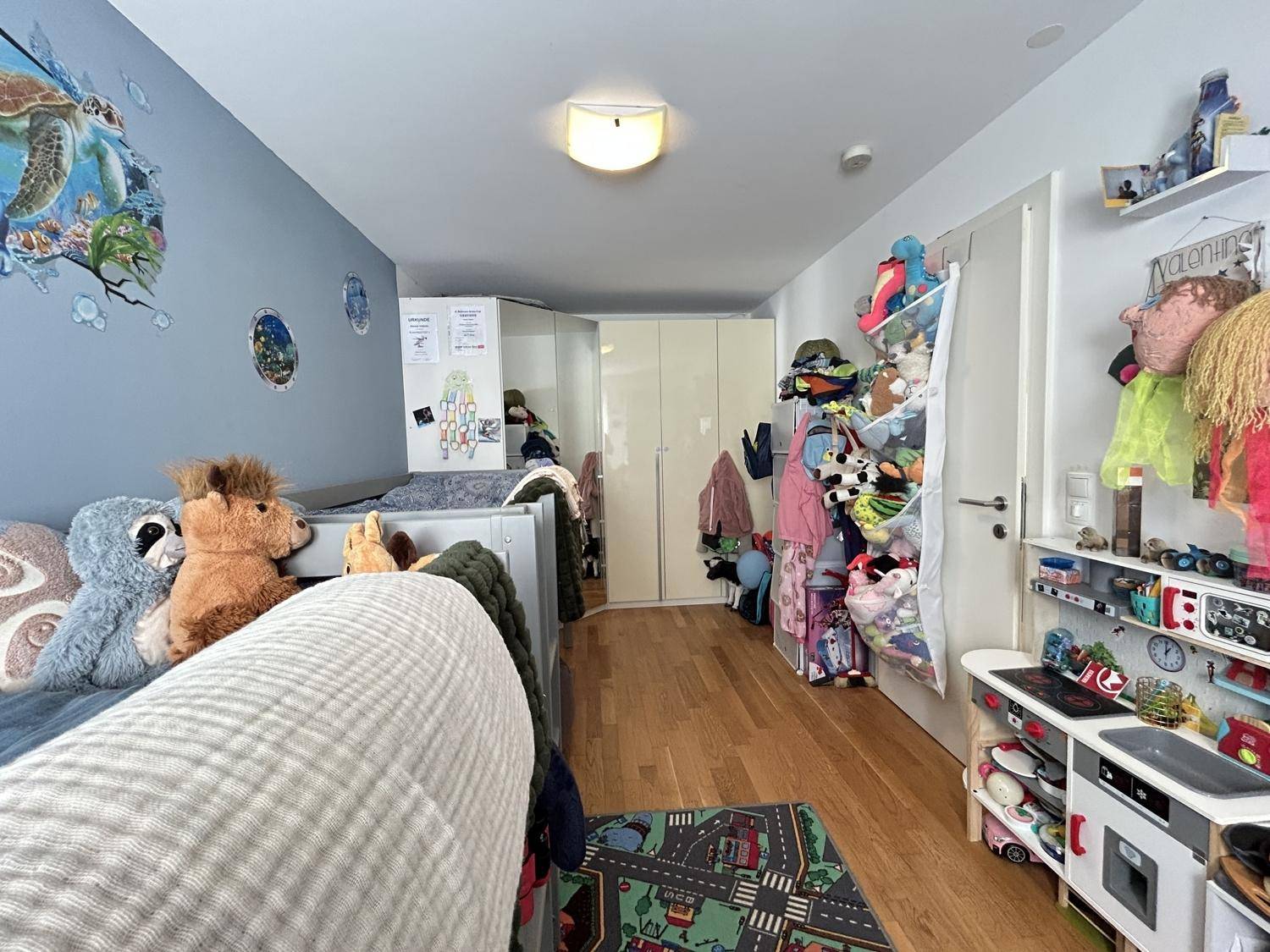 Schlafzimmer 2