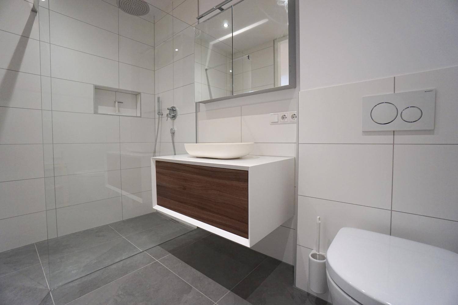 2 Zimmer-Wohnung | Modern | Loggia | Seeblick - Więcej