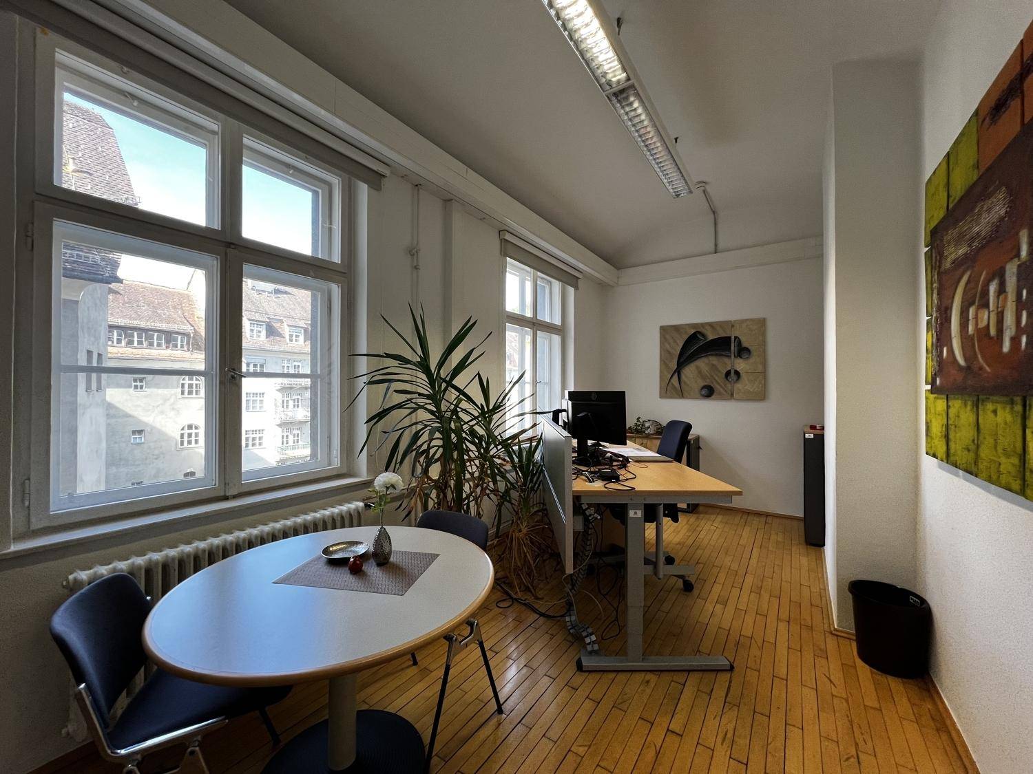 Büro 1
