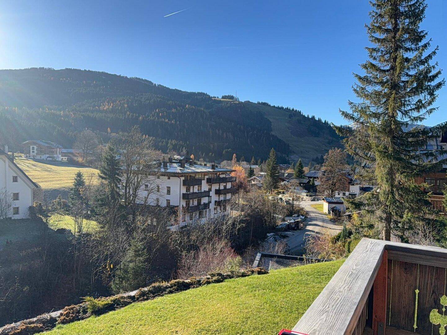 Luxuschalet Zweitwohnsitz – Panoramablick &amp; Toplage - Ansicht 5