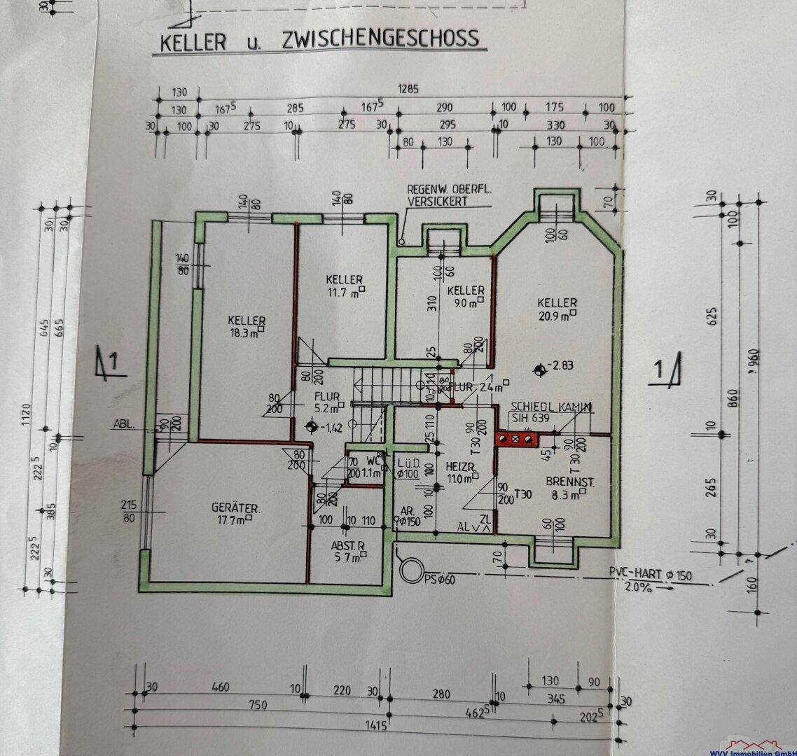 Grundriss des Keller- und Zwischengeschosses mit verschiedenen Kellerräumen und Heizungsanlage.