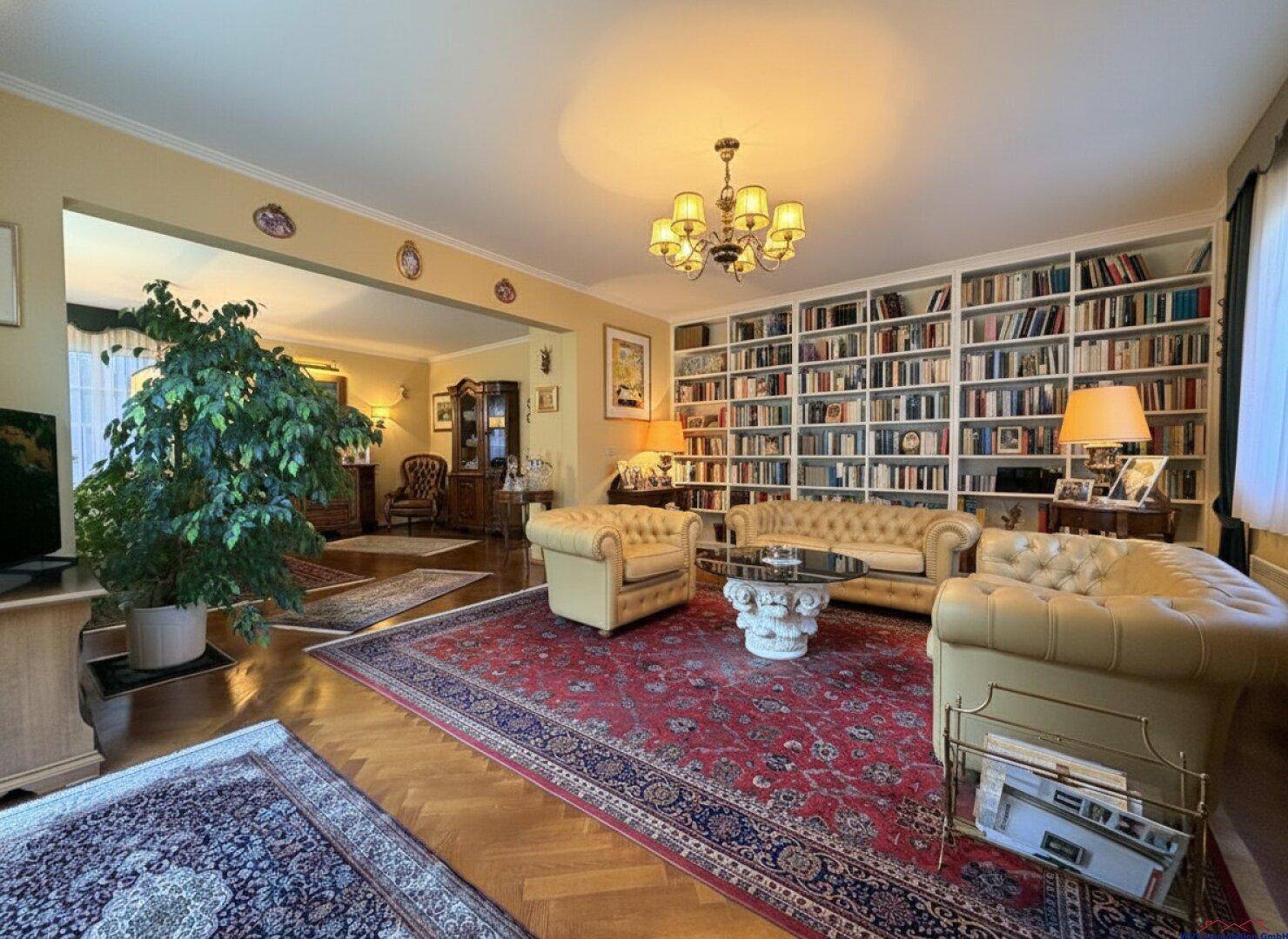 Ruhelage am Heuberg! Elegantes Stadthaus mit Aussicht und Homeoffice-/Praxispotenzial - Ansicht 3