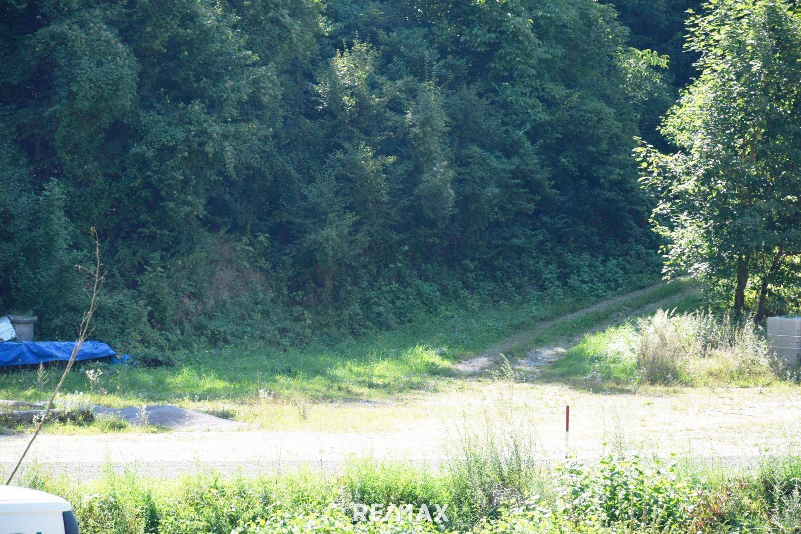 Grundstück im Dunkelsteinerwald