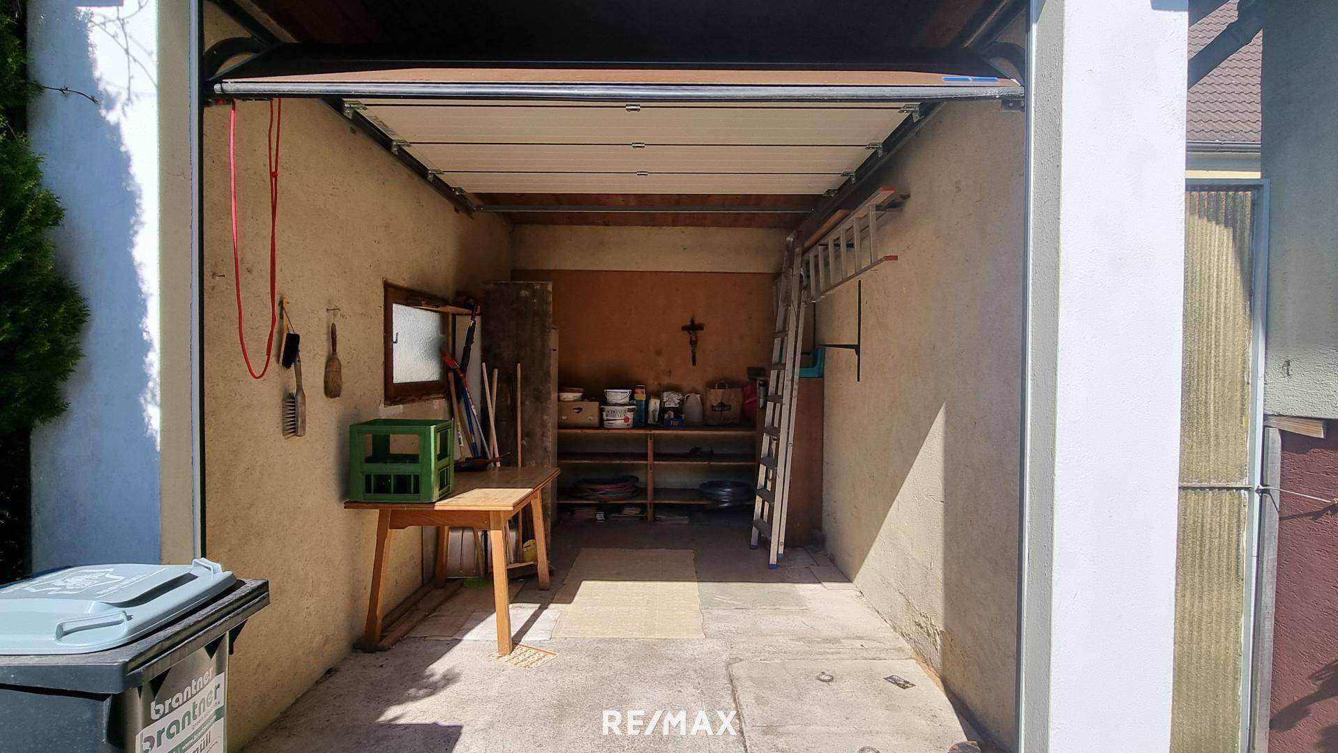 Garage I