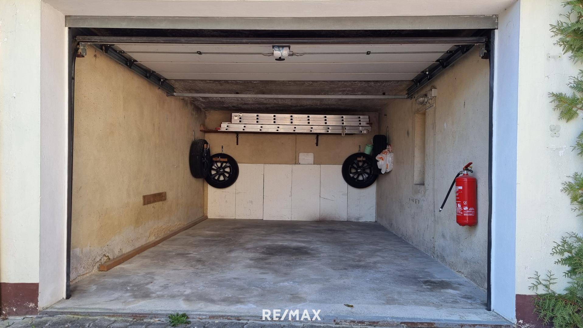 Garage II