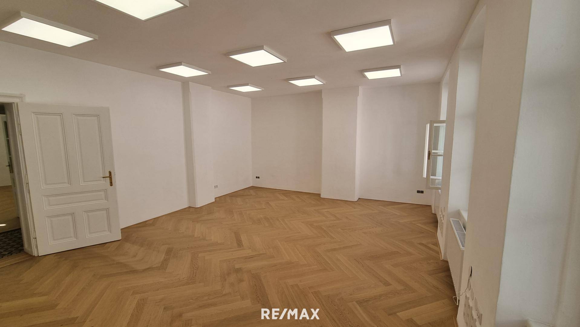 Büro 1
