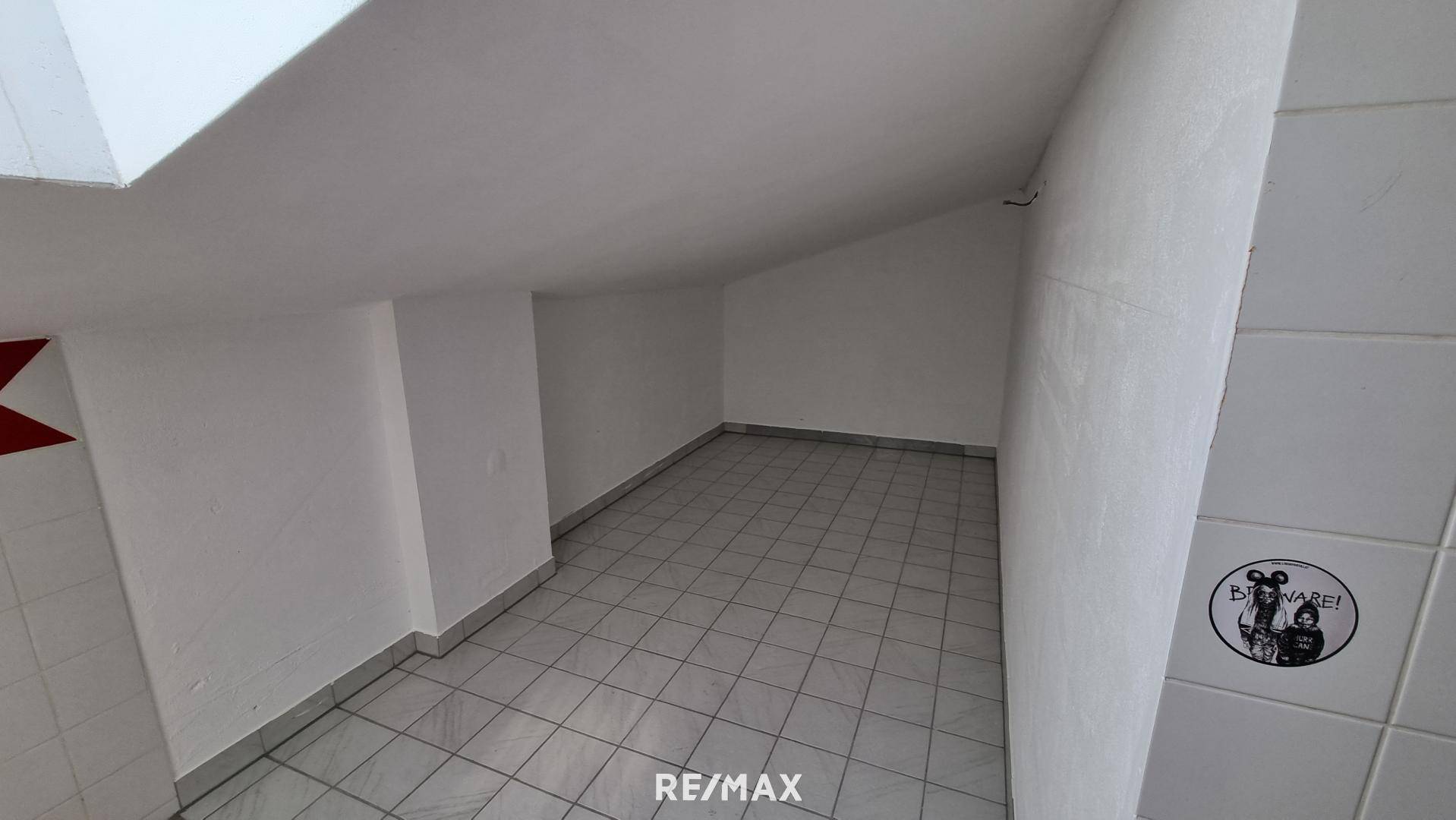 DG Badezimmer Freifläche
