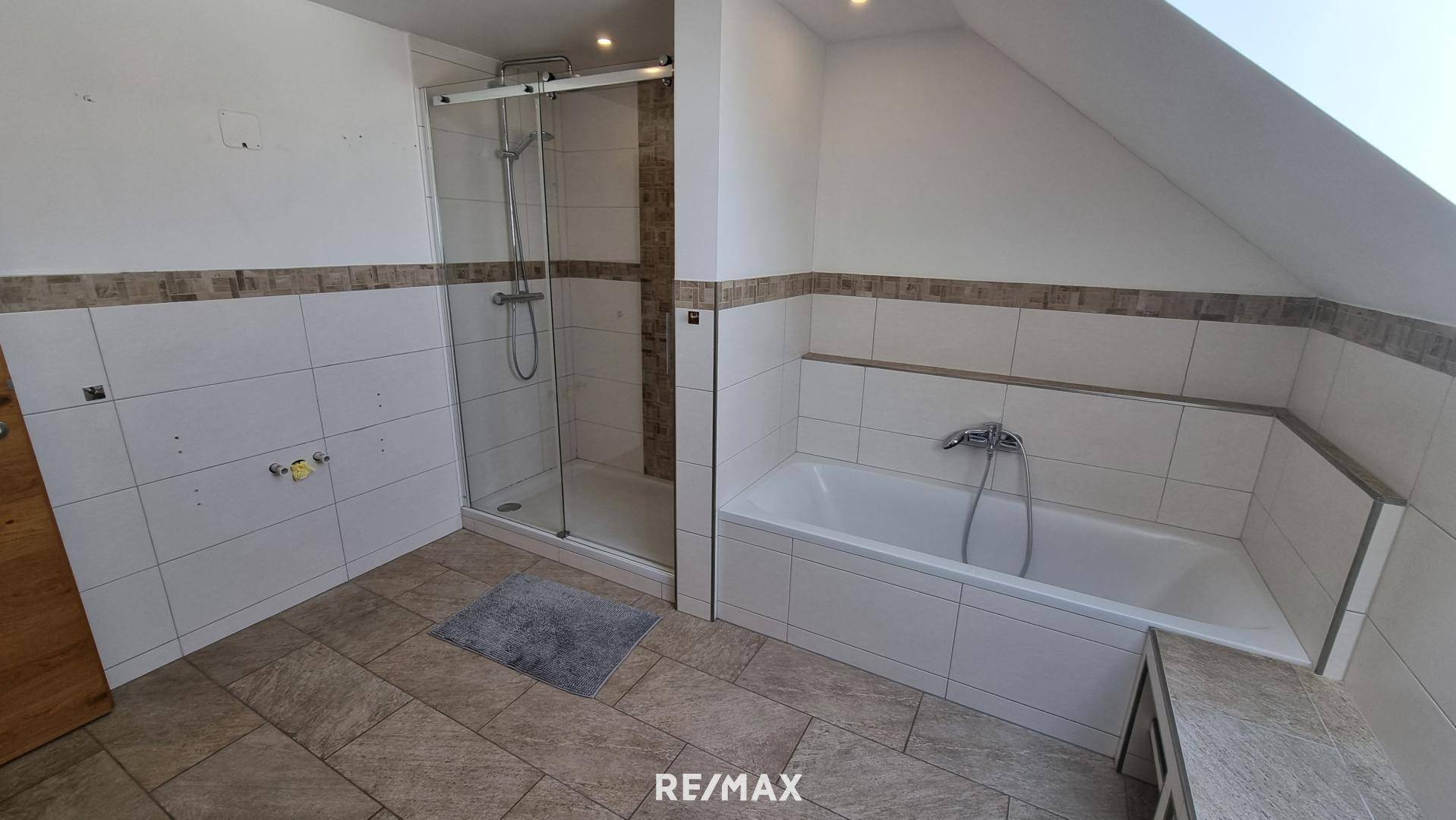 OG Badezimmer